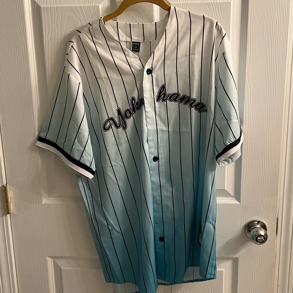 Men’s small shein shirt. Brand new in bag